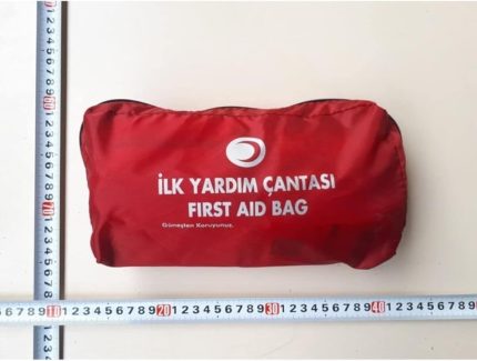 ilk yardım çantası standat